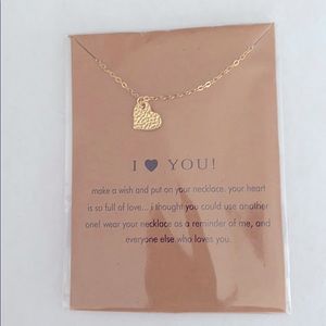A cute I ♥️you necklace